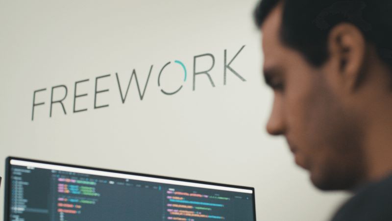 Freework взрывает рынок подбора временного персонала, разработав совместно с Navicon мобильное и WEB-приложение